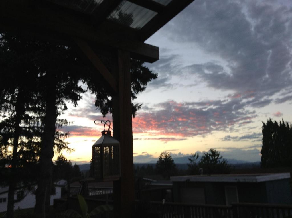 Money Pennies Bed And Breakfast Campbell River Exterior foto
