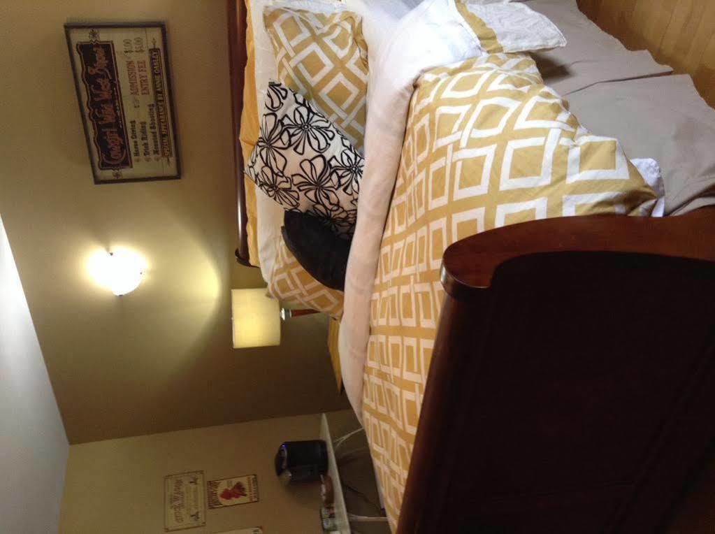 Money Pennies Bed And Breakfast Campbell River Exterior foto